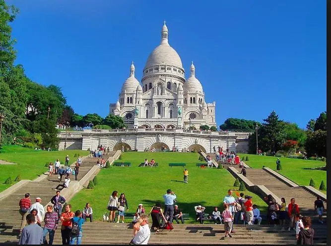 Sacre Coeur Montmartre アパート *